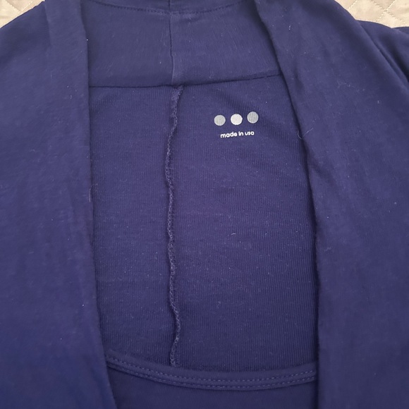 3 Dots Light Weight Sweater Top - Picture 8 of 9